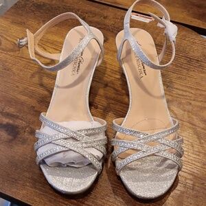 7.5 sparkly silver heels